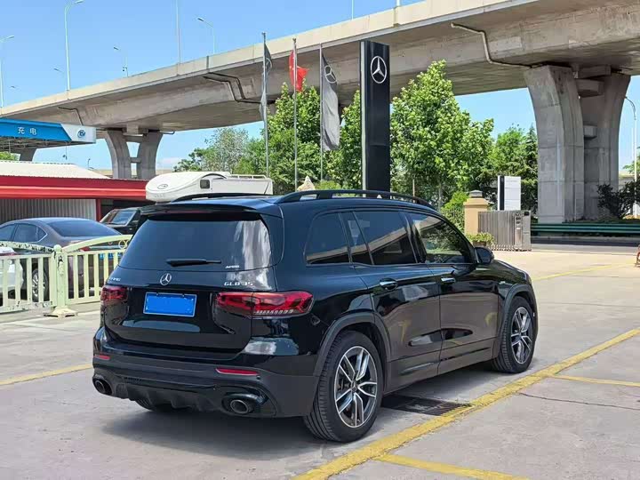 Mercedes-Benz GLB-Class AMG, 2023 — фото 3 из 5