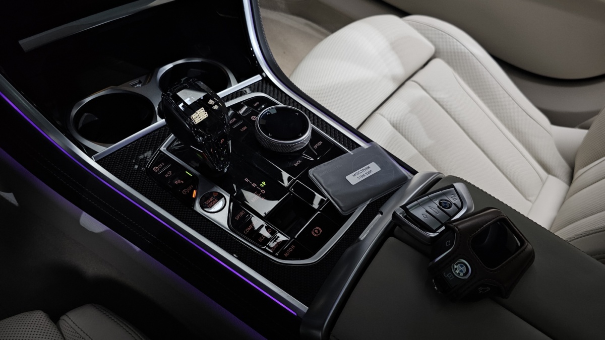 BMW 8 Series, 2024 — фото 8 из 12