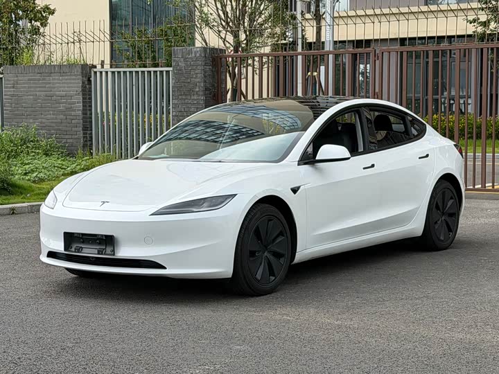 Tesla Model 3, 2026 — купить в Чебоксарах под ключ