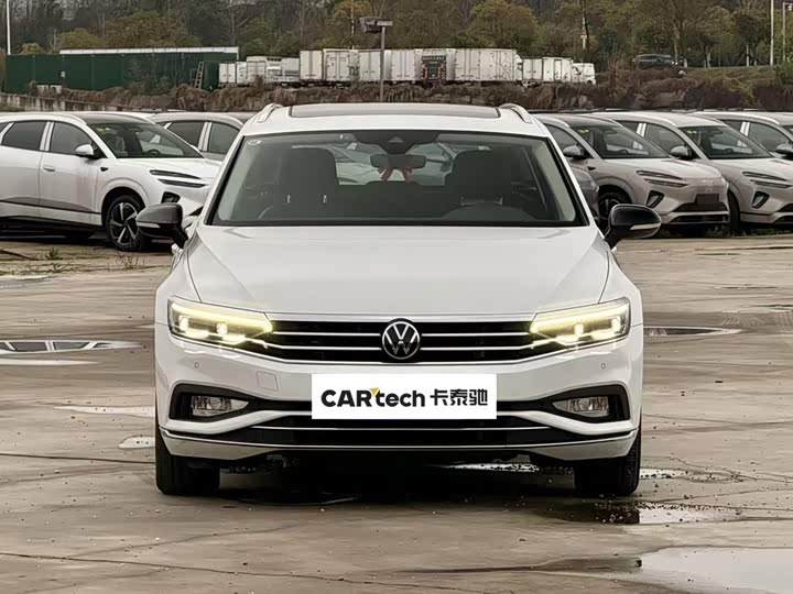 Volkswagen Passat Variant, 2022 — купить в Иванове под ключ