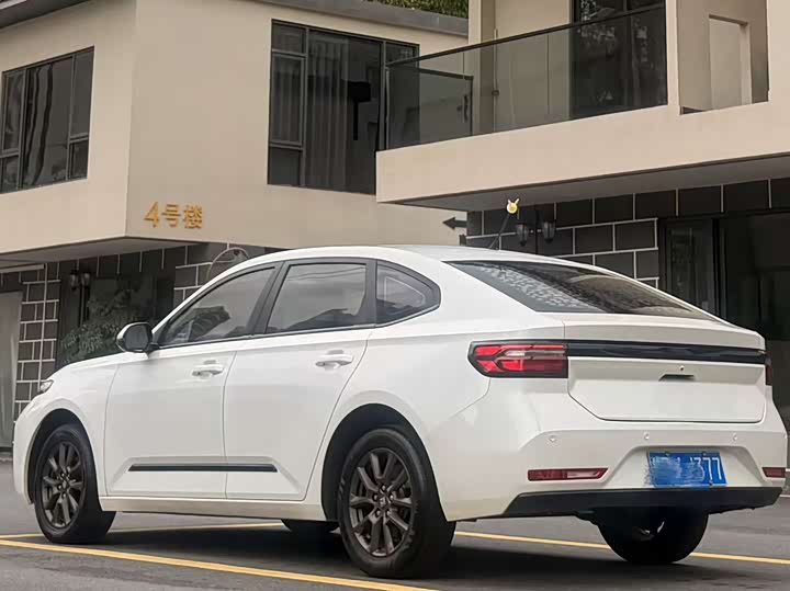 Baojun RC-5, 2021 — фото 4 из 9