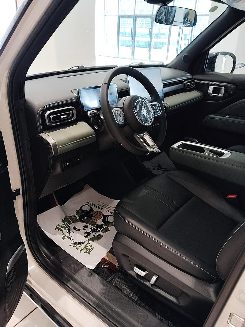 Baojun Yep Plus, 2025 — фото 6 из 8