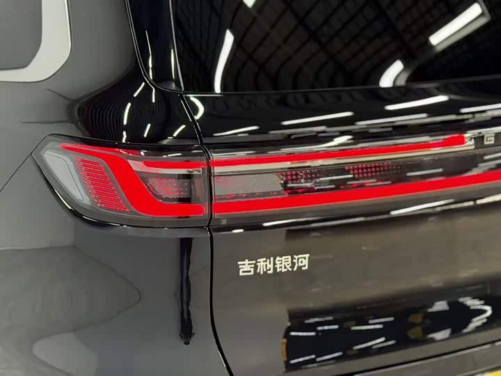 Geely Galaxy M9, 2025 — фото 8 из 9