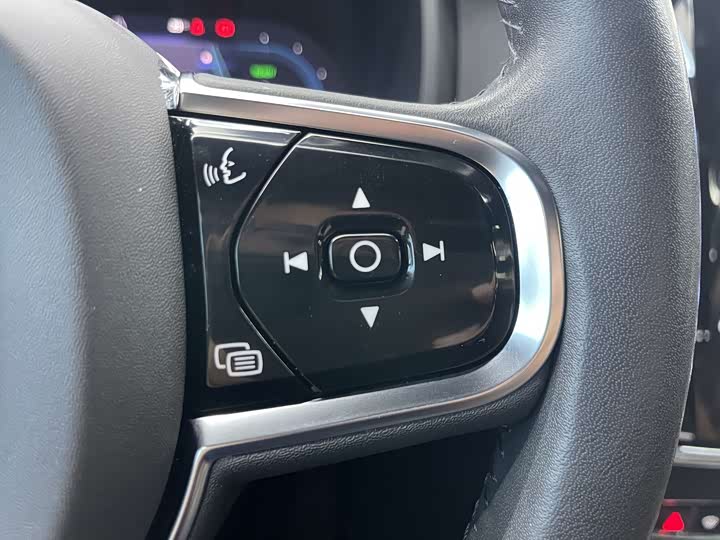 Volvo S90 Hybrid, 2021 — фото 8 из 9
