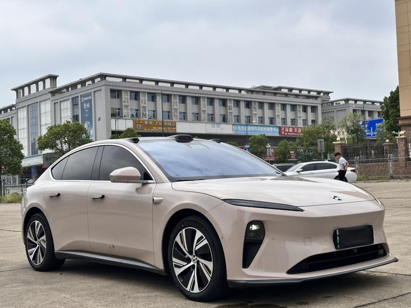Nio ET5, 2023 — фото 3 из 12