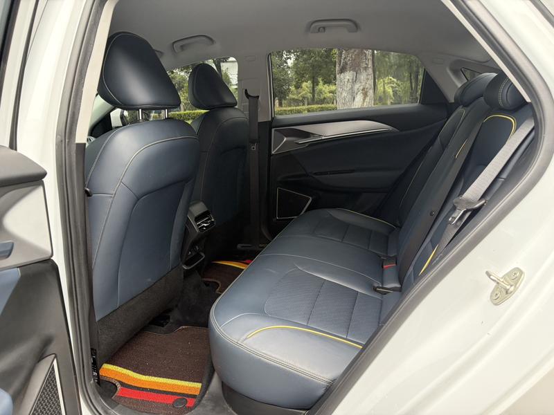 Geely Geometry G6, 2023 — фото 9 из 10