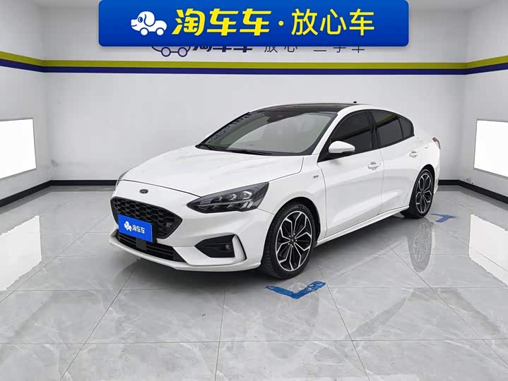 Ford Focus, 2022 — купить в Санкт-Петербурге под ключ