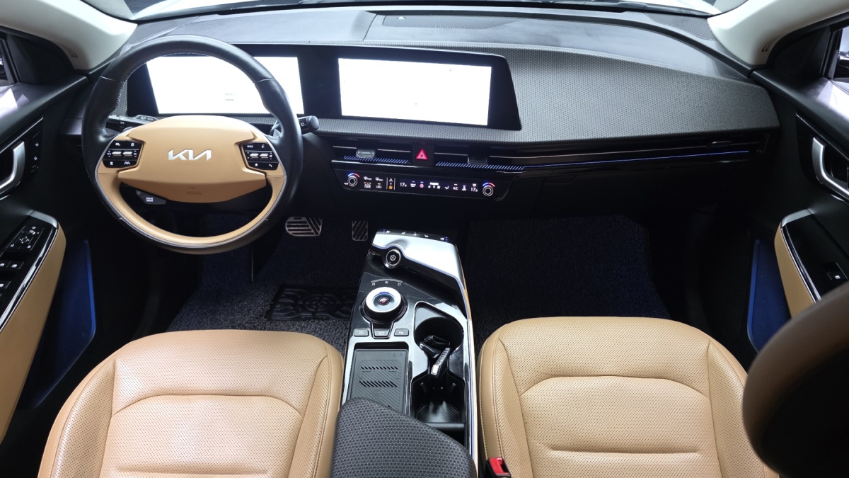 Kia EV6, 2023 — фото 6 из 12