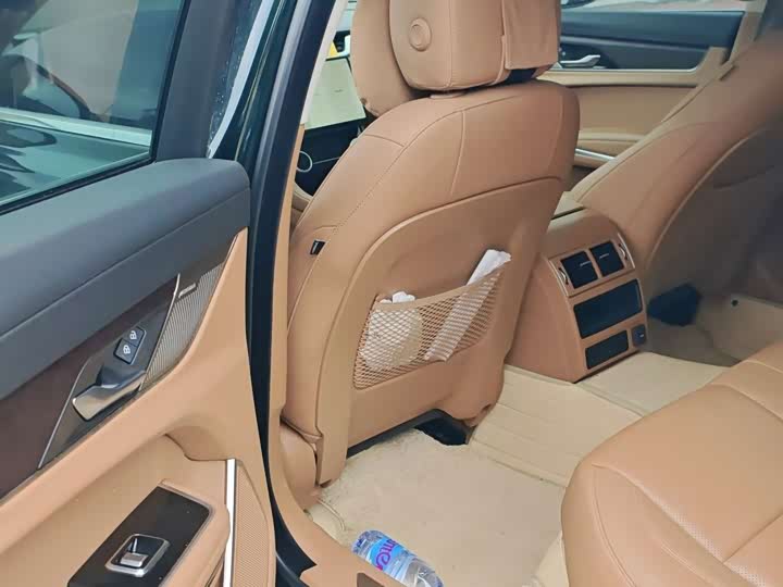 Jaguar XF L, 2024 — фото 6 из 9