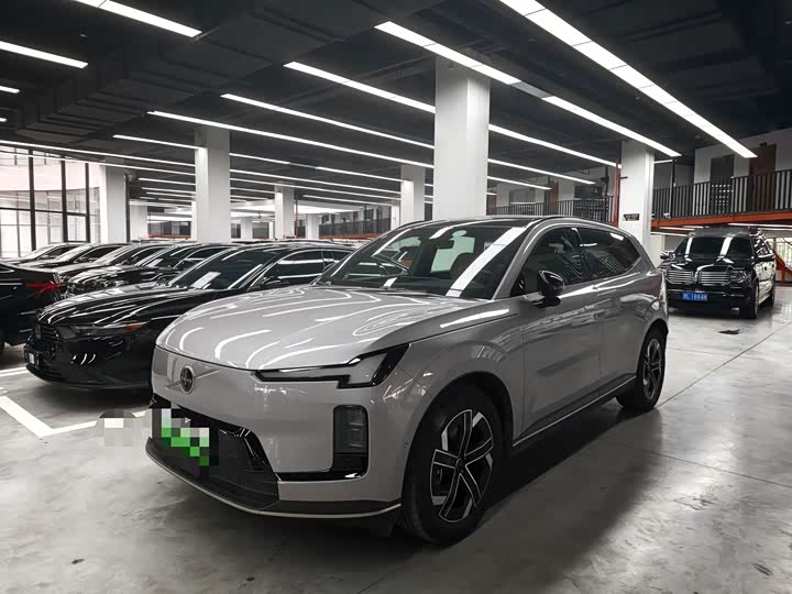 Volvo XC70 Hybrid, 2025 — купить в Владимире под ключ