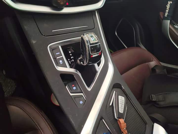Geely Jiaji Hybrid, 2021 — фото 6 из 9