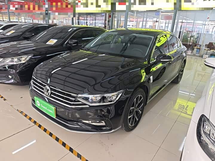 Volkswagen Magotan, 2022 — купить в Перми под ключ