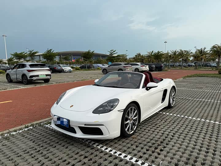 Porsche 718, 2022 — купить в Самаре под ключ