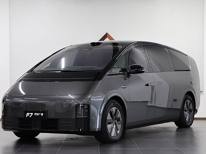 LiXiang Mega, 2025 — купить в Самаре под ключ