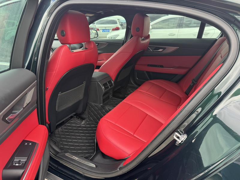 Jaguar XE L, 2021 — фото 12 из 12