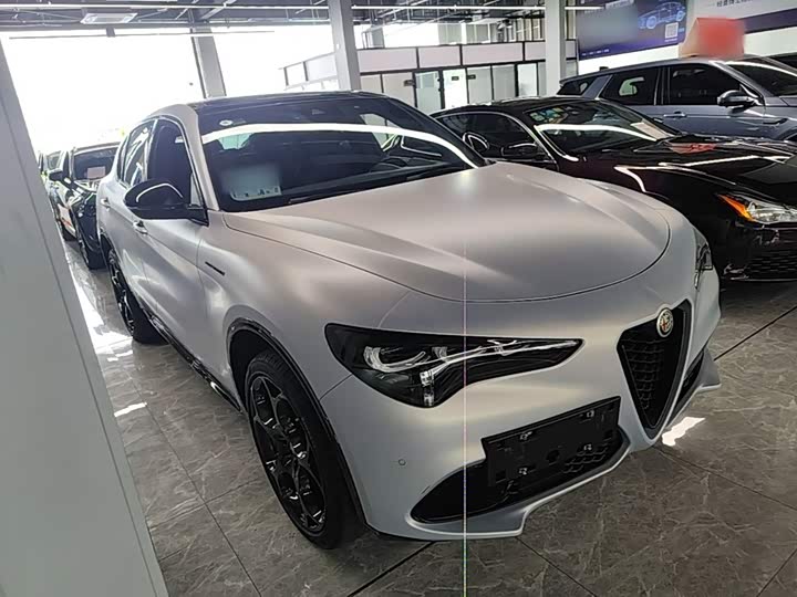 Alfa Romeo Stelvio, 2023 — фото 4 из 9