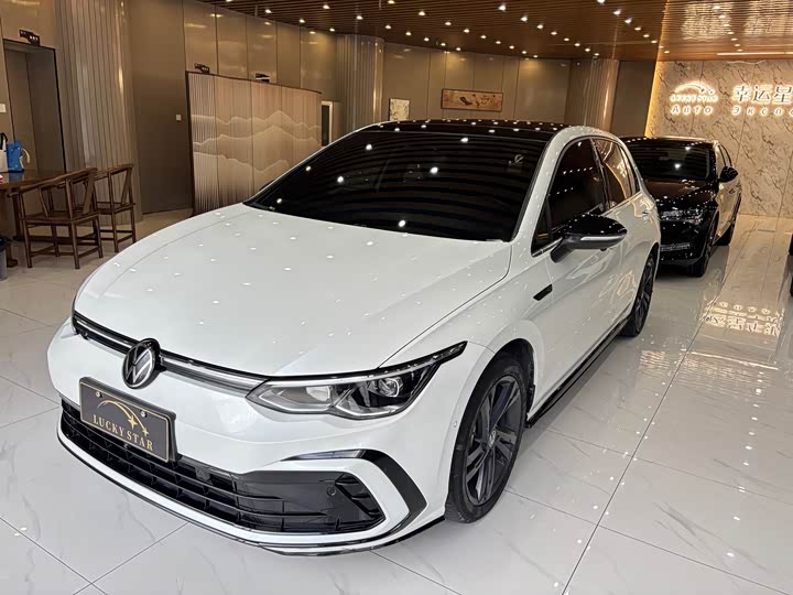 Volkswagen Golf, 2023 — купить в Перми под ключ