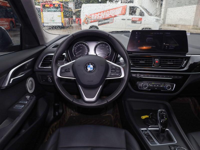 BMW 1 Series, 2022 — фото 9 из 12