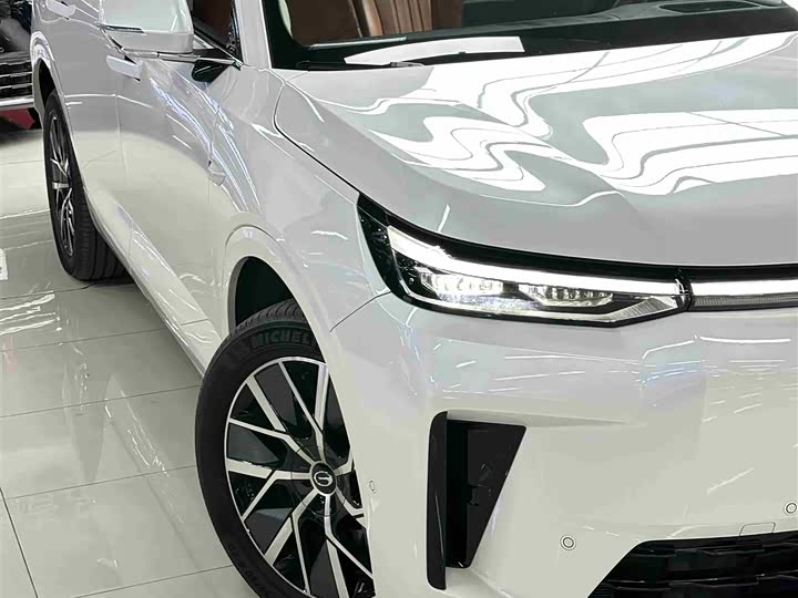GAC Trumpchi S9, 2025 — фото 6 из 9