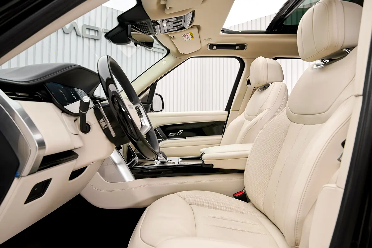 Land Rover Range Rover, 2024 — фото 10 из 10
