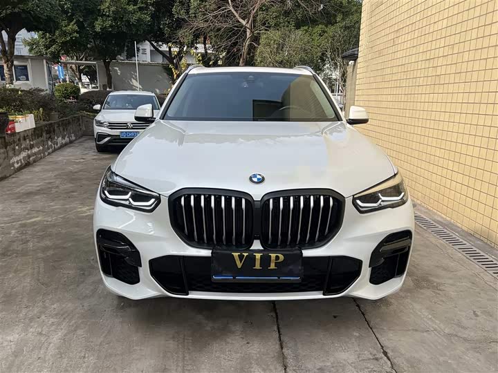 BMW X5, 2023 — фото 3 из 9