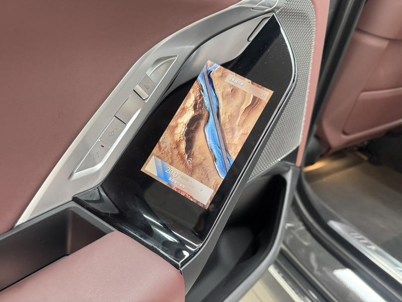 BMW i7, 2025 — фото 5 из 12