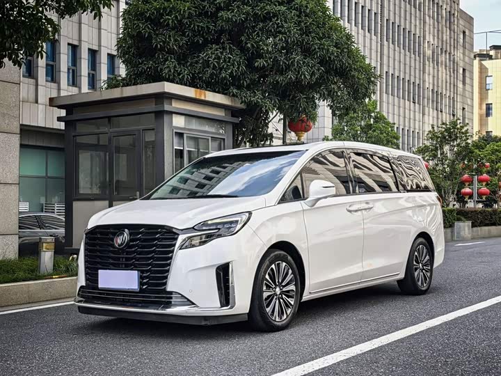 Buick GL8 ES, 2023 — купить в Москве под ключ