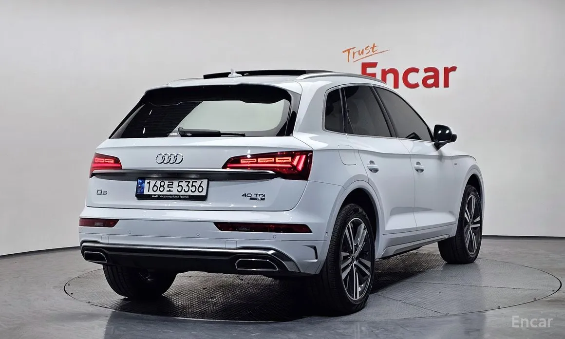 Audi Q5, 2023 — фото 2 из 12