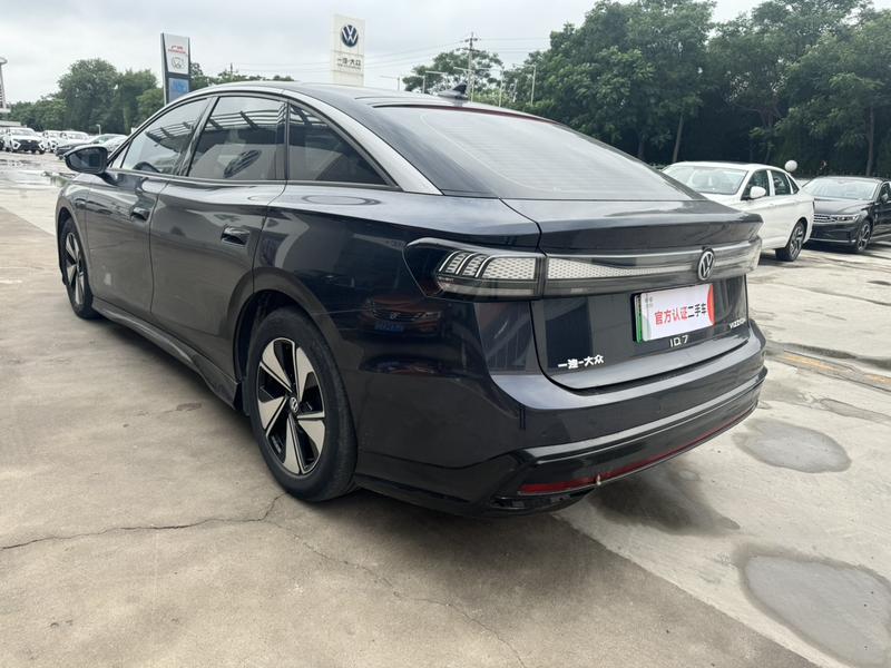 Volkswagen ID.7 Vizzion, 2024 — фото 4 из 12