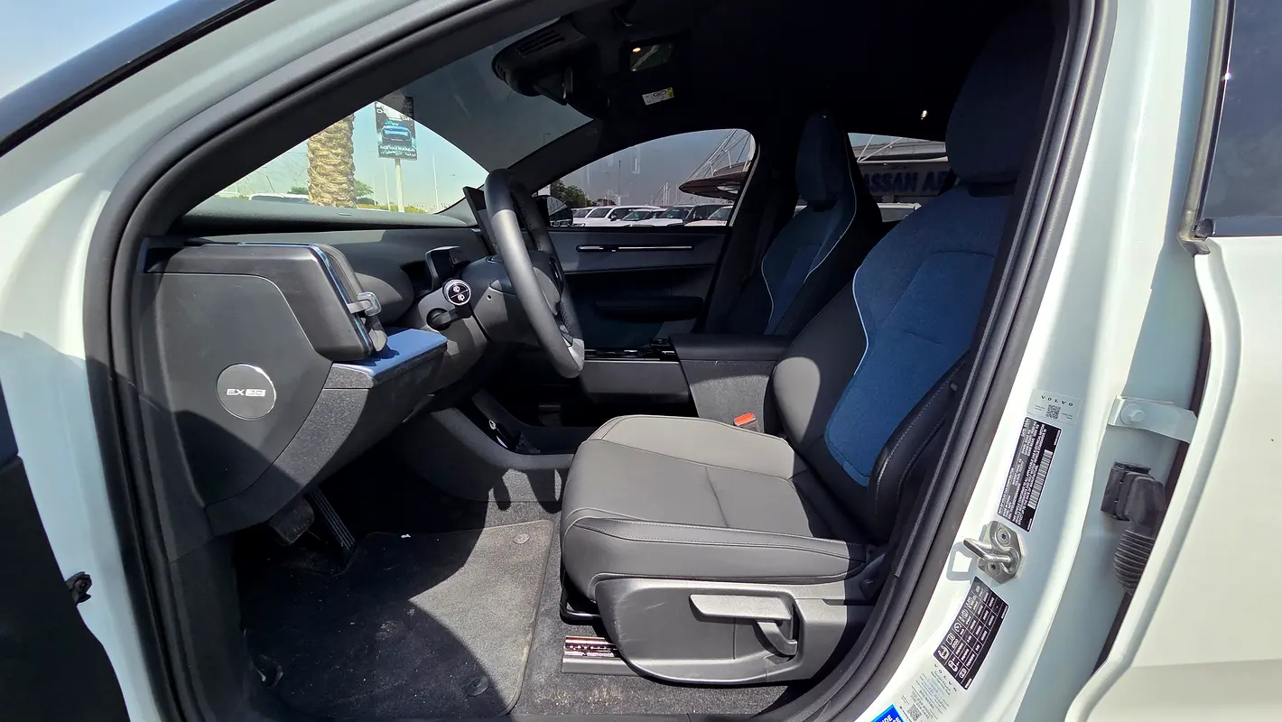 Volvo EX30, 2024 — фото 7 из 10