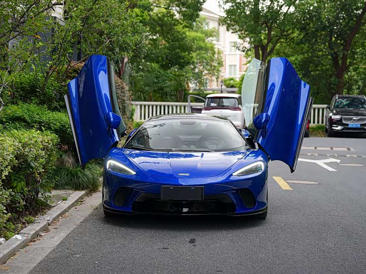 McLaren GT, 2023 — фото 4 из 9