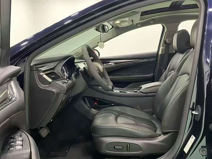 Buick LaCrosse, 2022 — фото 4 из 9