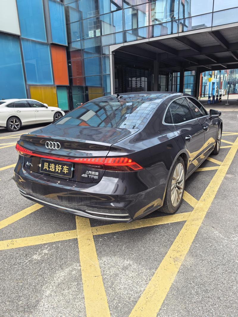 Audi A7L, 2023 — фото 6 из 9