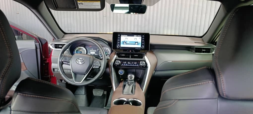 Toyota Venza, 2022 — фото 6 из 7