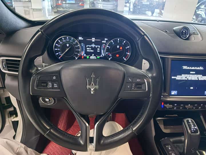 Maserati Levante, 2022 — фото 9 из 9
