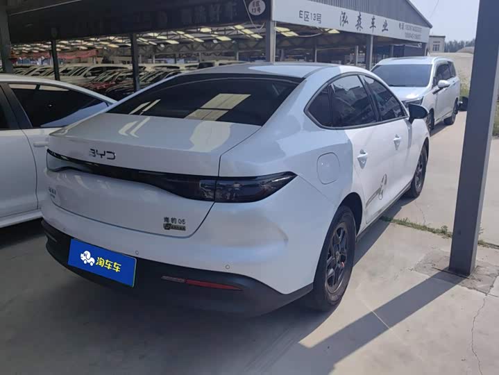 BYD Seal 05 DM-i Hybrid, 2025 — фото 3 из 9