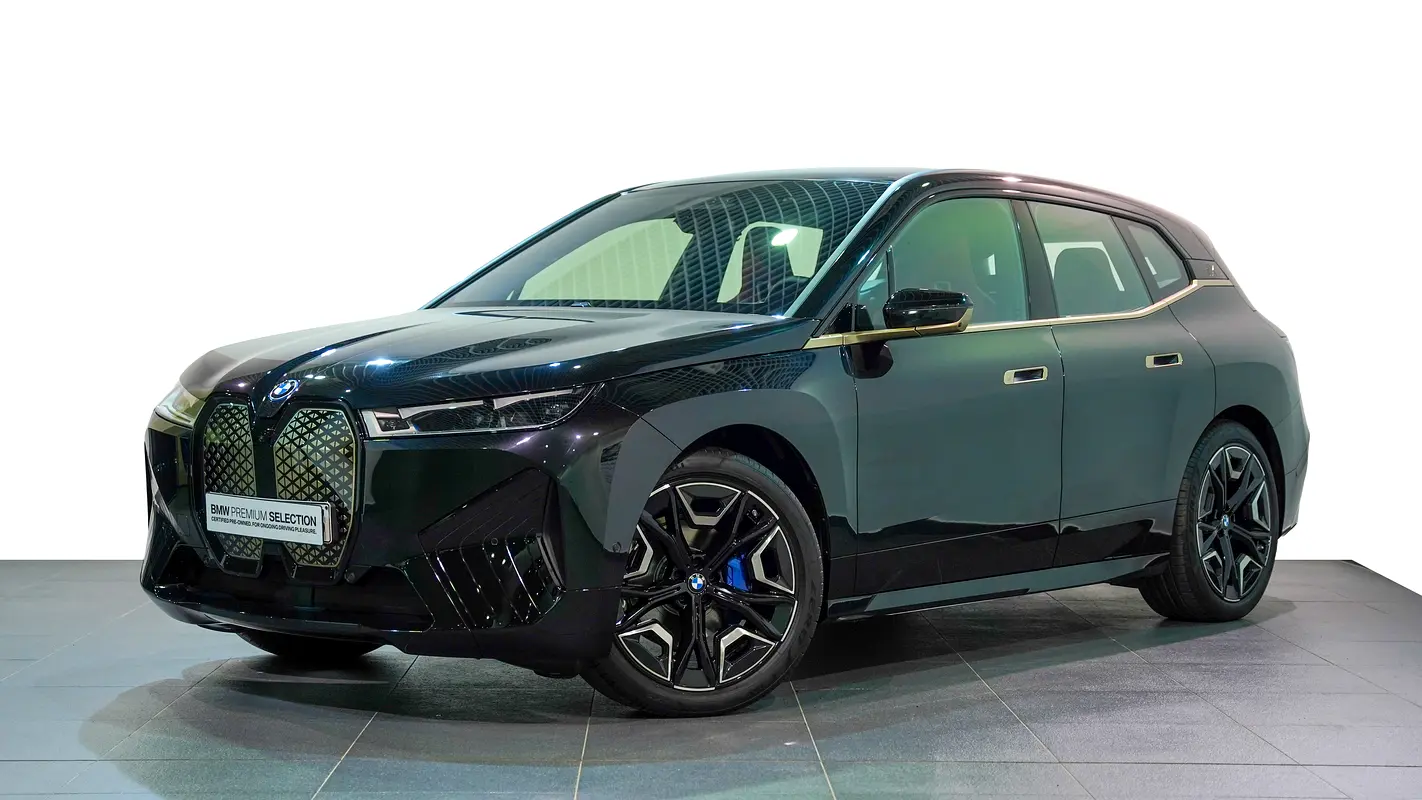 BMW iX, 2025