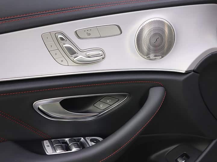 Mercedes-Benz E-Class AMG, 2023 — фото 9 из 9