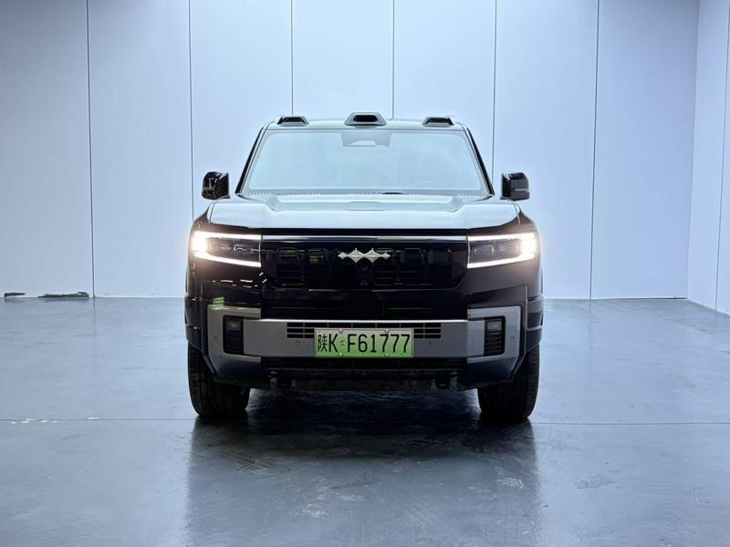 BYD FangChengBao Leopard 8, 2024 — фото 2 из 10