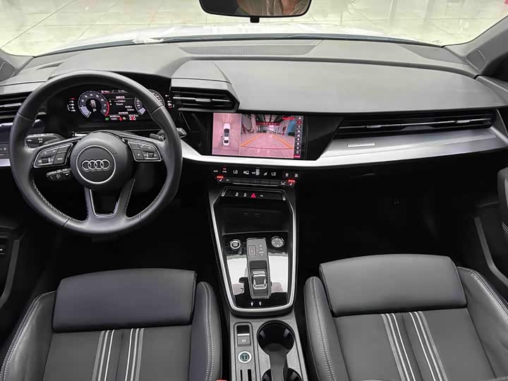 Audi A3, 2023 — фото 2 из 9