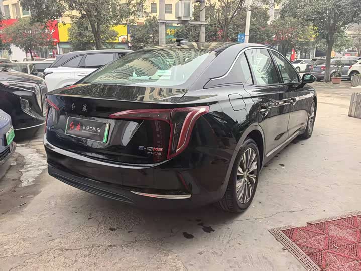 Hongqi E-QM5, 2024 — фото 6 из 9