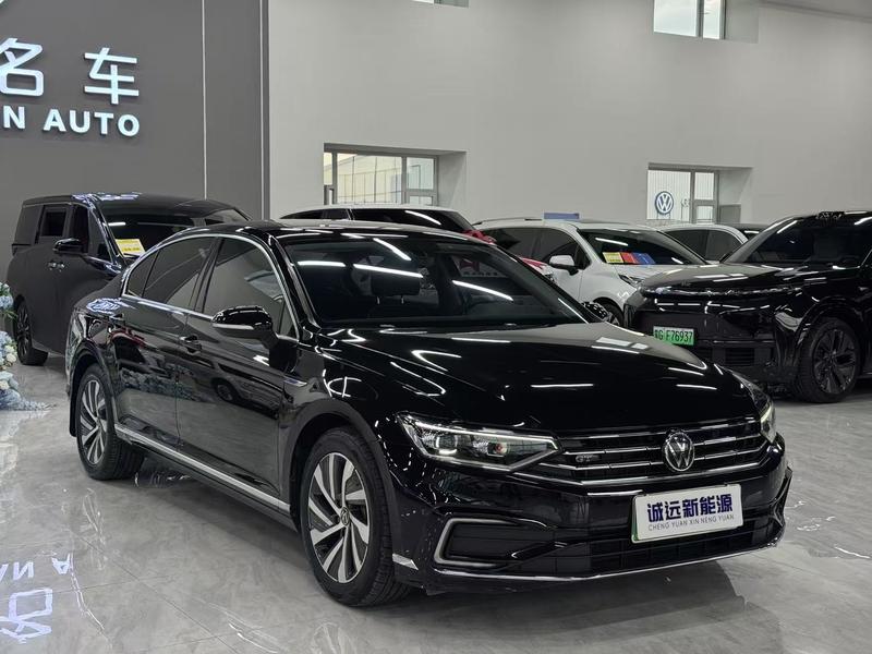 Volkswagen Magotan GTE Hybrid, 2022 — фото 3 из 10