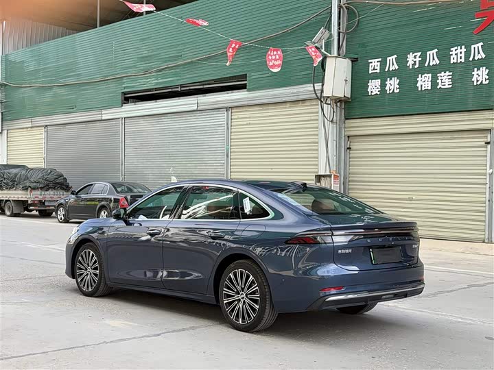 Geely Galaxy A7, 2025 — фото 6 из 9