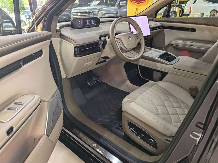 GAC Hyptec HT, 2025 — фото 4 из 9
