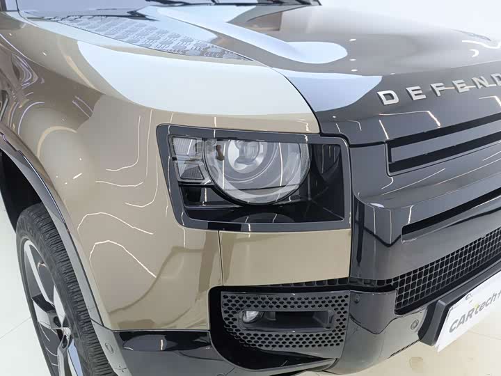 Land Rover Defender, 2022 — фото 7 из 9