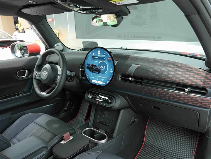 Mini Mini JCW, 2025 — фото 6 из 9