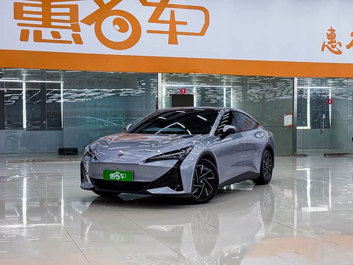 BAIC Arcfox Alpha S5, 2025 — купить в Кирове под ключ