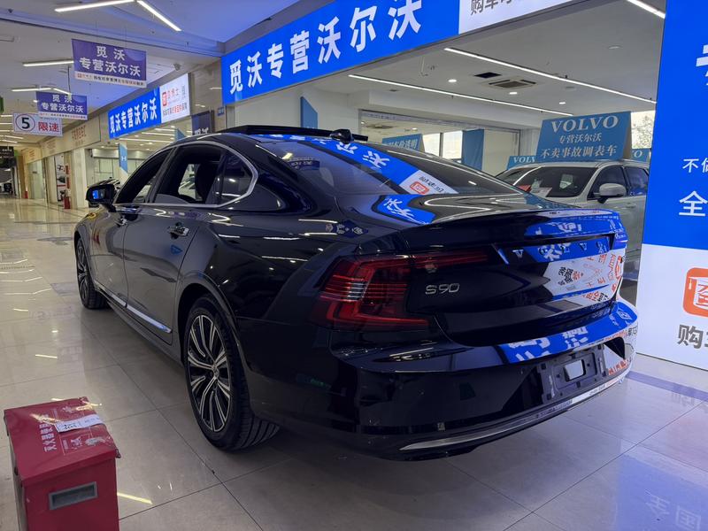 Volvo S90, 2021 — фото 5 из 12