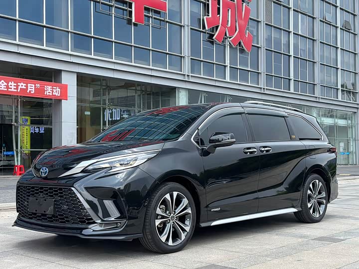 Toyota Granvia, 2023 — купить в Санкт-Петербурге под ключ
