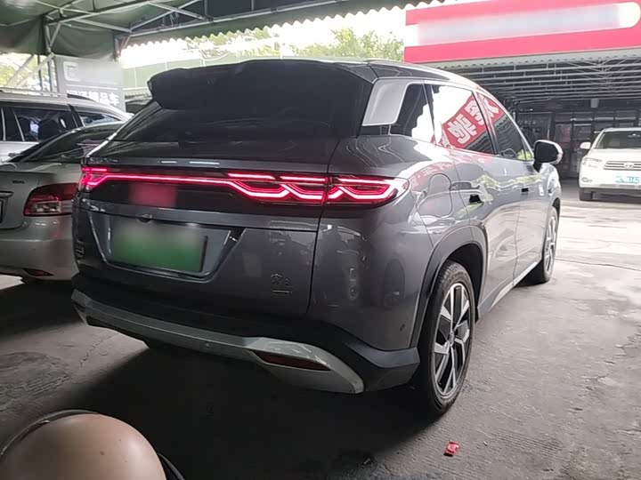 BYD Song L DM-i Hybrid, 2025 — фото 7 из 9